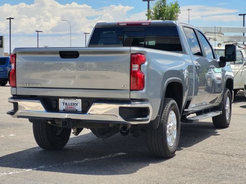 Used 2025 Chevrolet Silverado 2500 LT AWD/4WD image 7