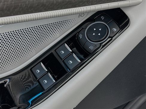 New 2026 Ford Explorer Platinum w/ LUX Leather Package image 20