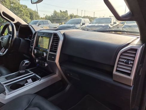 Used 2019 Ford F150 Platinum AWD/4WD image 36