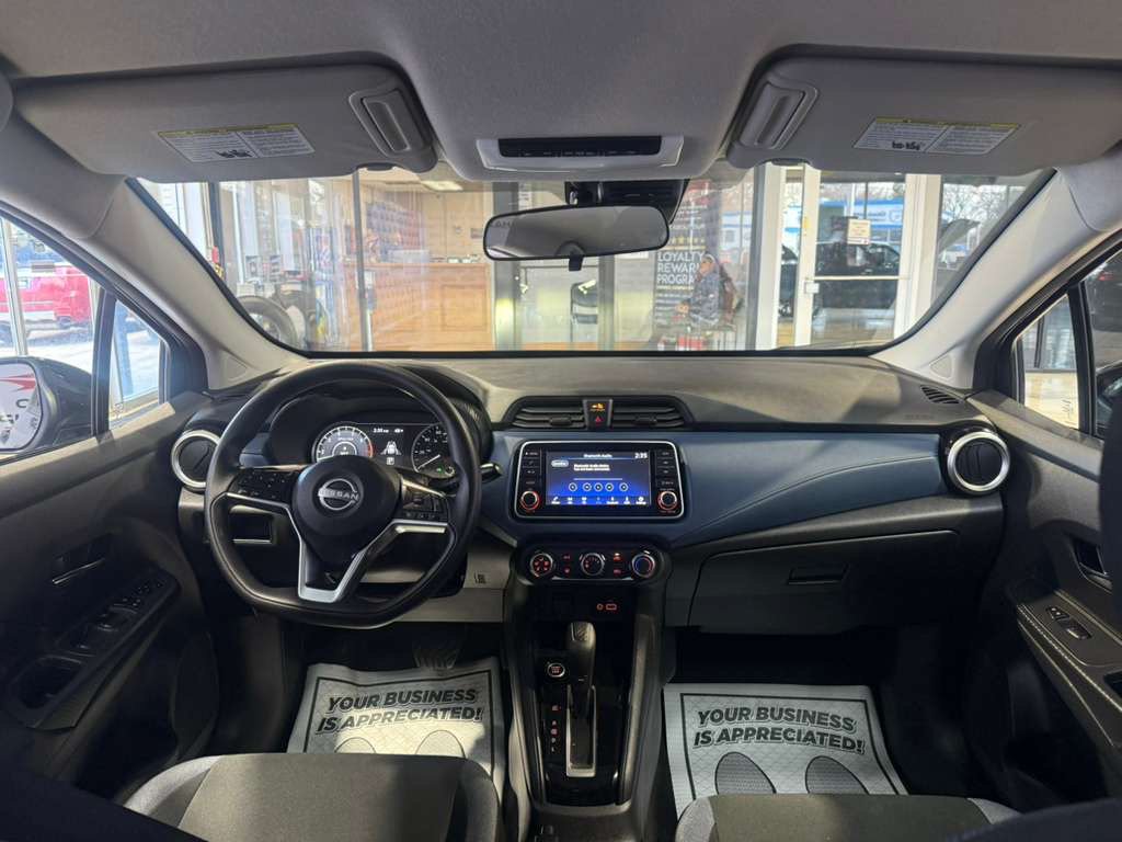 Used 2025 Nissan Versa SV FWD image 20