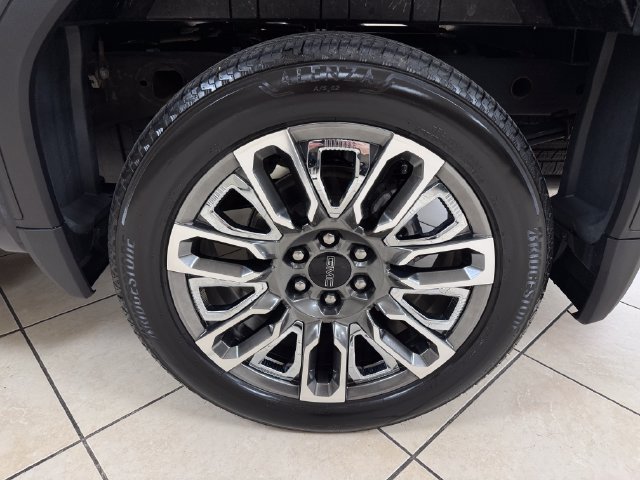 Used 2024 GMC Sierra 1500 Denali Ultimate AWD/4WD image 28