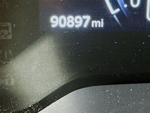 Used 2023 Toyota Corolla XSE image 31