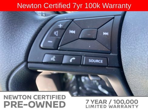 Used 2025 Nissan Versa S w/ Trunk Package FWD image 16