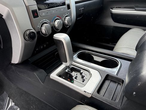 Used 2020 Toyota Tundra SR5 image 20