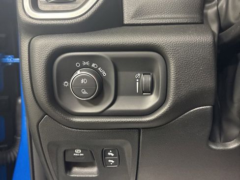 Used 2023 RAM 1500 Big Horn image 11