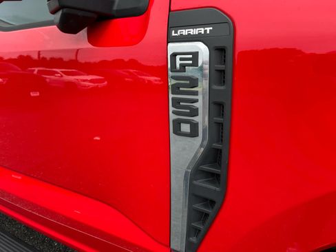 Used 2023 Ford F250 Lariat w/ Tremor Off-Road Package AWD/4WD image 39