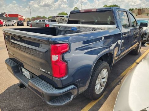 Used 2021 Chevrolet Silverado 1500 Custom RWD image 9