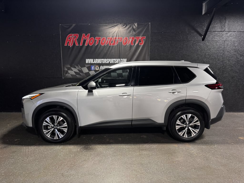 Used 2021 Nissan Rogue SV w/ Premium Package AWD/4WD image 2