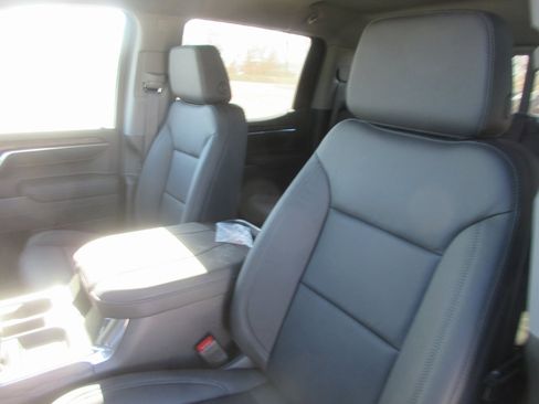 New 2026 GMC Sierra 1500 SLT w/ SLT Premium Plus Package image 14