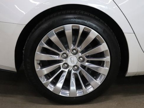 Used 2018 Cadillac CTS Luxury image 39