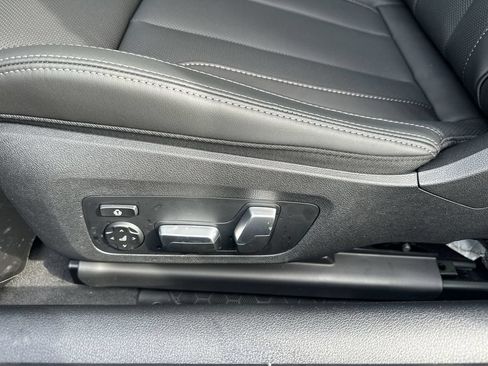 Used 2026 BMW 840i xDrive Coupe AWD/4WD image 15