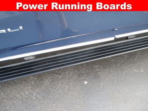 Used 2026 GMC Yukon Denali w/ Sun & Power Step Package image 16