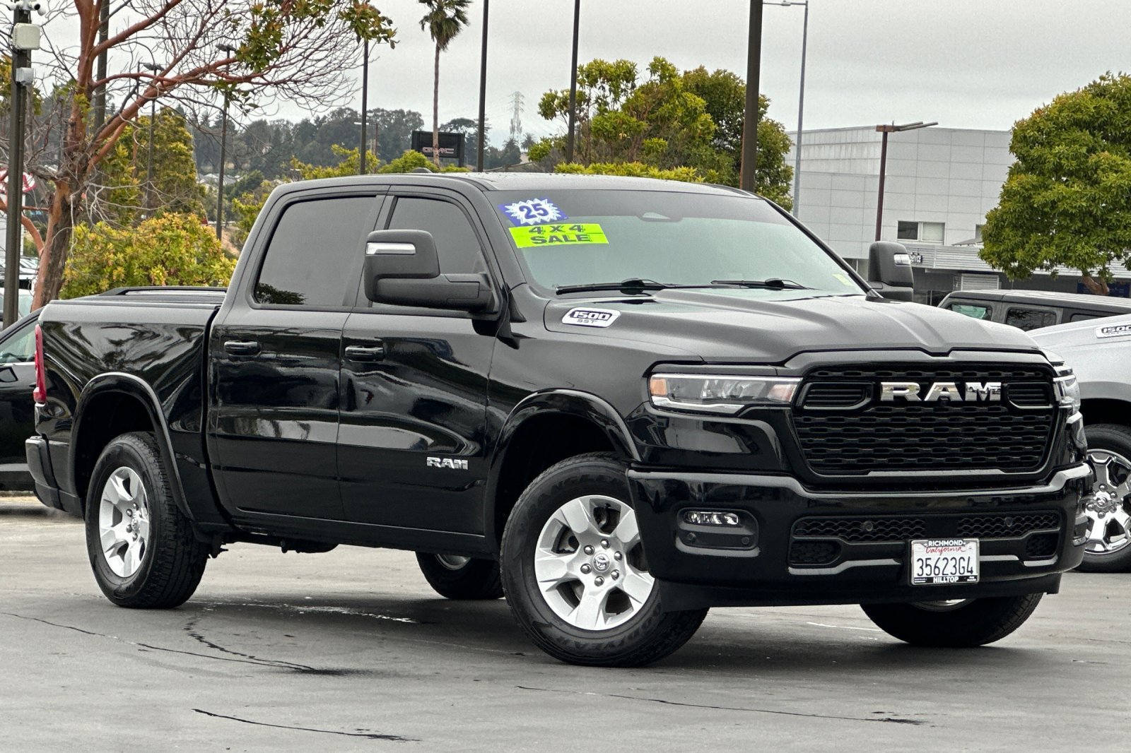 Certified 2025 RAM 1500 Big Horn AWD/4WD image 2