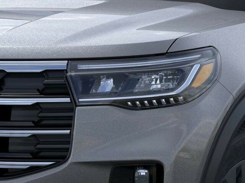 New 2026 Ford Explorer Active w/ Active Comfort Package image 19