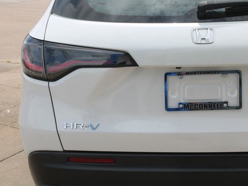 Used 2024 Honda HR-V LX image 5