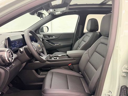 New 2026 Chevrolet Equinox LT image 16