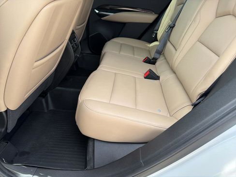 Used 2025 Cadillac XT4 Premium Luxury w/ Technology Package image 32