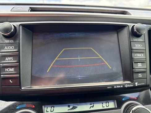 Used 2018 Toyota RAV4 XLE FWD image 24