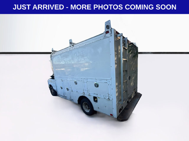 Used 2016 Ford E-350 and Econoline 350 Super Duty w/ Power Windows & Locks Group RWD image 4