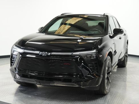 Used 2025 Chevrolet Blazer EV RS AWD/4WD image 3