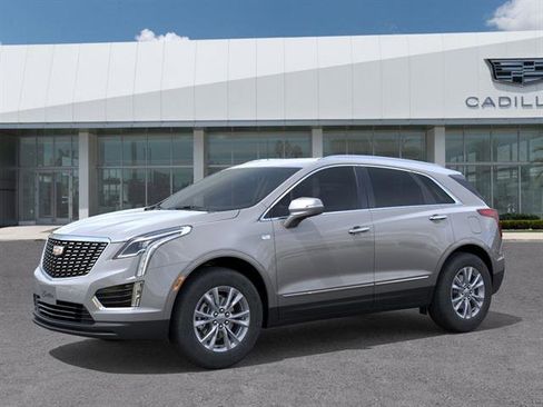 New 2026 Cadillac XT5 Luxury image 3