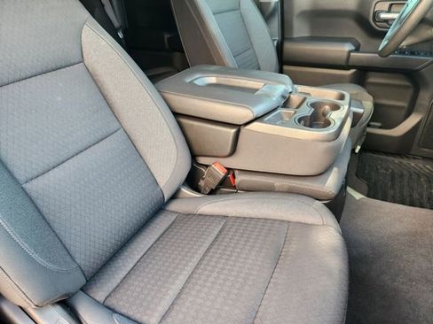 Used 2022 Chevrolet Silverado 1500 Custom image 15