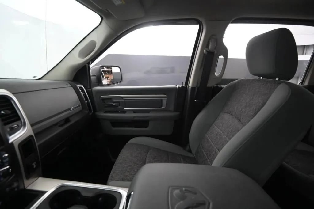 Used 2018 RAM 1500 Big Horn AWD/4WD image 29