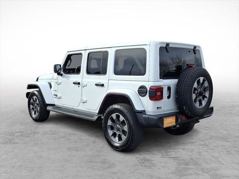 Certified 2022 Jeep Wrangler Unlimited Sahara w/ LED Lighting Group image 3