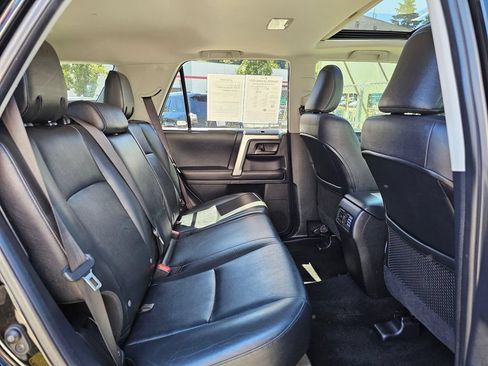 Used 2012 Toyota 4Runner Limited AWD/4WD image 12