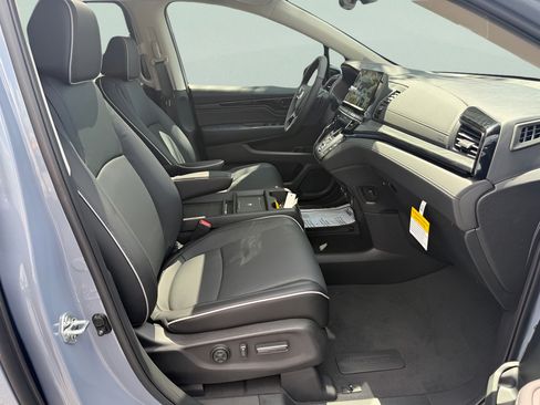 New 2026 Honda Odyssey Elite image 14