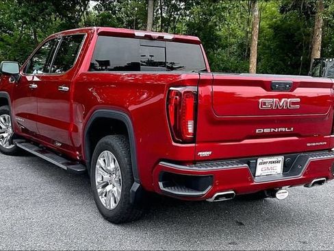 Used 2023 GMC Sierra 1500 Denali w/ Technology Package AWD/4WD image 4