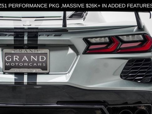 Used 2022 Chevrolet Corvette Stingray Premium Cpe w/ Z51 Performance Package RWD image 16