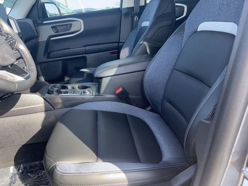 Used 2025 Ford Bronco Sport Outer Banks w/ Outer Banks Tech Package+ AWD/4WD image 11
