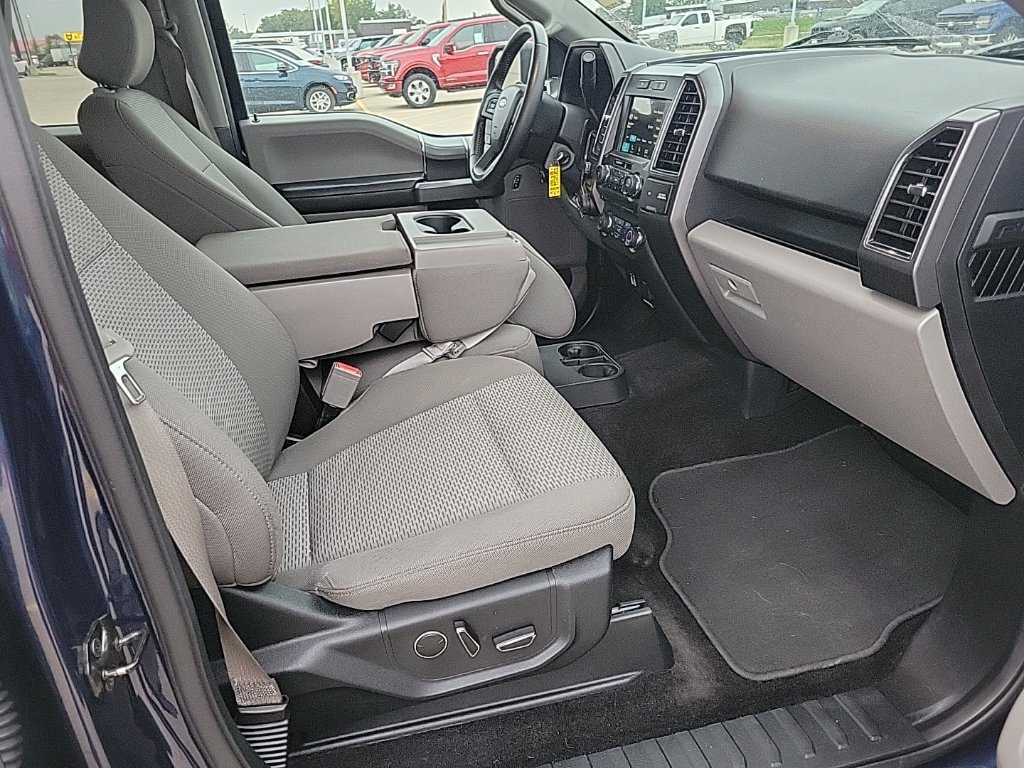 Used 2018 Ford F150 XLT w/ Equipment Group 302A Luxury AWD/4WD image 15