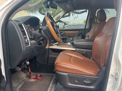 Used 2016 RAM 2500 Longhorn w/ Convenience Group image 4