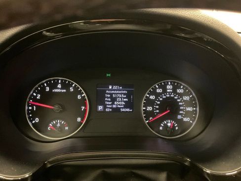 Used 2021 Kia Seltos EX image 14