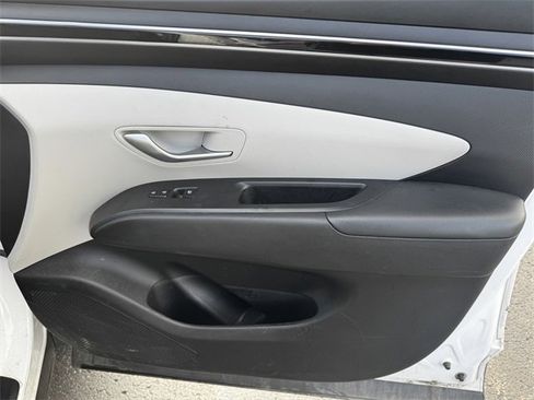 Used 2023 Hyundai Tucson SEL image 13