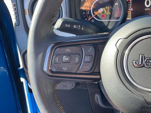 Used 2024 Jeep Gladiator Sport image 26