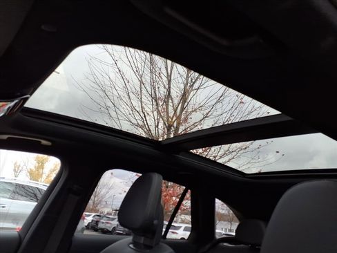 Certified 2024 Mercedes-Benz GLC 300 4MATIC image 12