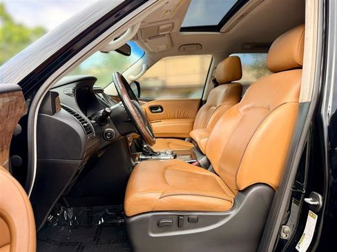 Used 2017 INFINITI QX80 Signature Edition w/ All Season Package AWD/4WD image 6