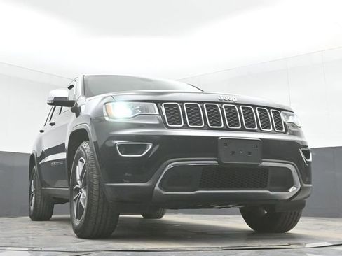 Used 2019 Jeep Grand Cherokee Limited AWD/4WD image 40