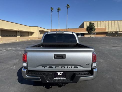 Used 2023 Toyota Tacoma TRD Off-Road image 6