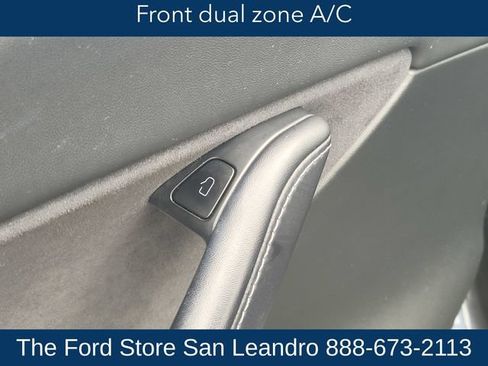 Used 2022 Tesla Model Y Performance AWD/4WD image 21