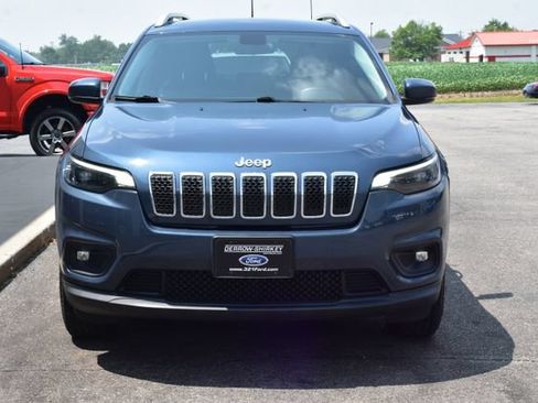 Used 2020 Jeep Cherokee Latitude Plus w/ Cold Weather Group AWD/4WD image 11