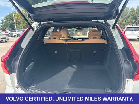 Certified 2025 Volvo XC60 B5 Ultra AWD/4WD image 10