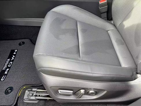 New 2026 Toyota Crown XLE image 4