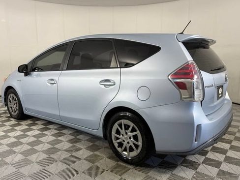 Used 2015 Toyota Prius V Four FWD image 4