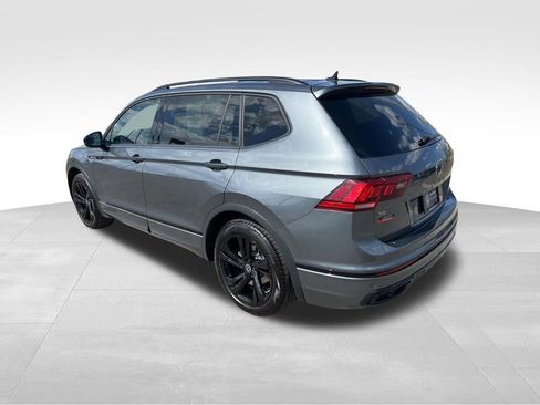 Used 2024 Volkswagen Tiguan SE R-Line image 5