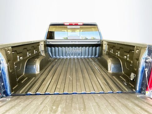 Used 2022 Chevrolet Silverado 1500 High Country AWD/4WD image 27