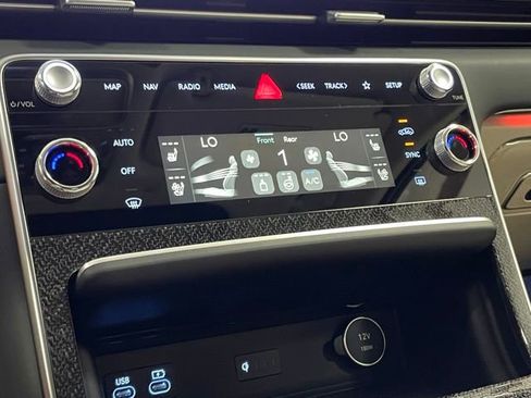 New 2025 Genesis GV80 3.5T e-SC image 20